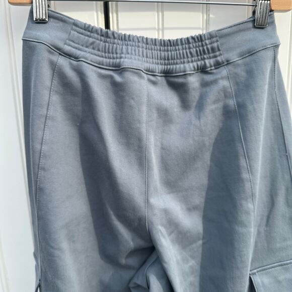 Alo Yoga Show Off Cargo Wide Leg Trouser Regular Length Steel Grey Gray NWOT XS - Picture 16 of 16